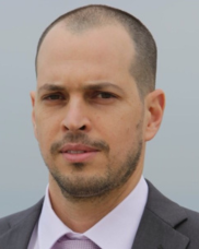 שגיא אקהאוז